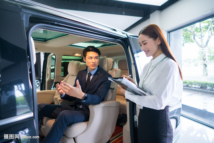 商务汽车销售服务与专业会展服务的融合策略